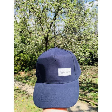 Egyik kutya - baseball sapka